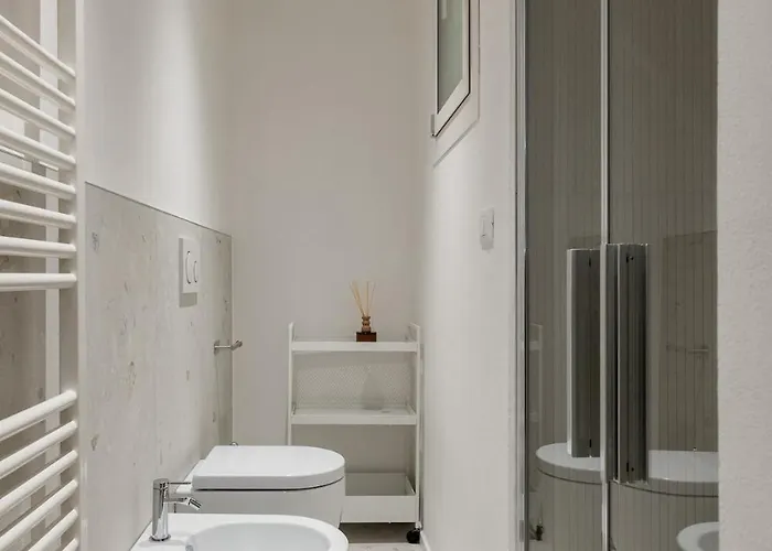 San Vitale 86, A Stone's Throw From The Two Towers Daire