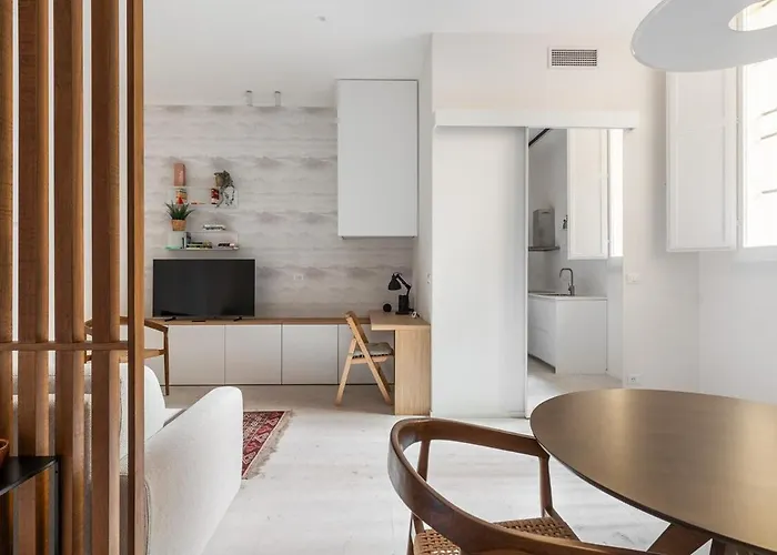 아파트 San Vitale 86, A Stone's Throw From The Two Towers